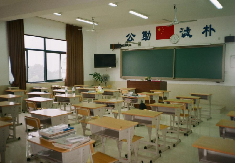 學校教室安裝信號屏蔽器是否有穿墻效果？