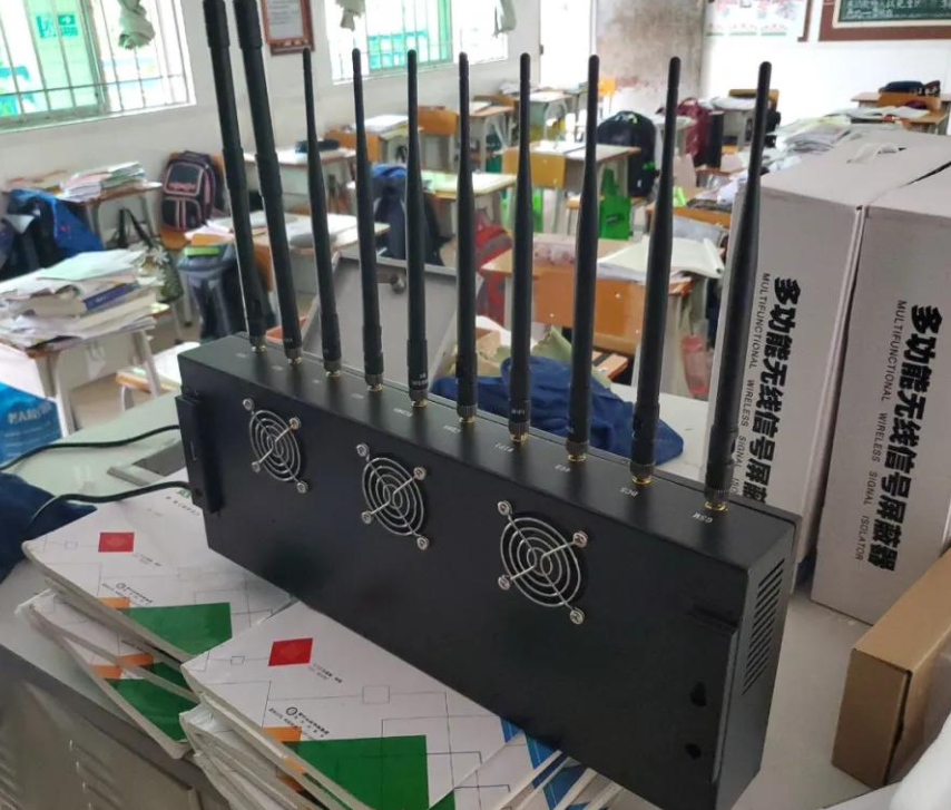 信號屏蔽器,手機(jī)信號屏蔽器,手機(jī)信號屏價格,信號屏蔽器價格,安裝信號屏蔽器,手機(jī)信號屏蔽器品牌選擇,手機(jī)信號屏價格對比,手機(jī)信號屏價格廠家,信號屏蔽器要多少錢,信號屏蔽器生產(chǎn)廠家,信號屏蔽器價格剖析